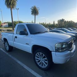 2004 1500 GMC Sierra 