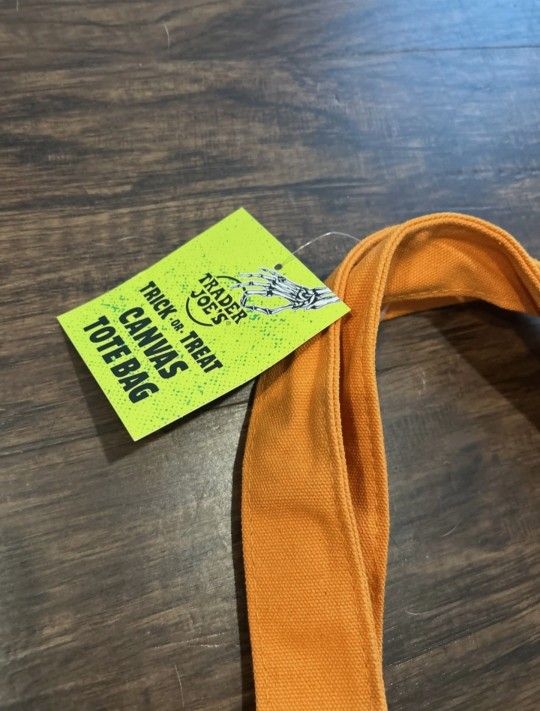 BRAND NEW TRICK OR TREAT