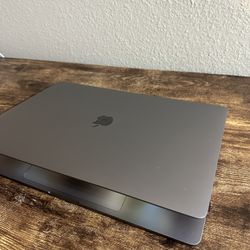 Fast Powerful 16inch Retina i7 16gb 512gb Ssd Touch Bar Dual Graphic Macbook Pro 2019 