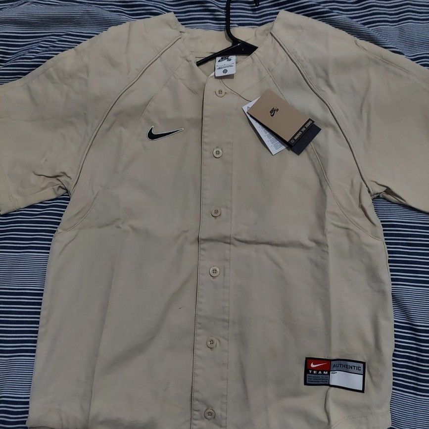 Nike SB x MLB Skate Dodgers Baseball jersey size L for Sale in Burbank, CA  - OfferUp