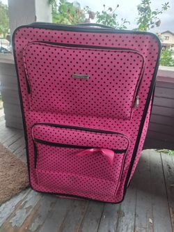 Free luggage