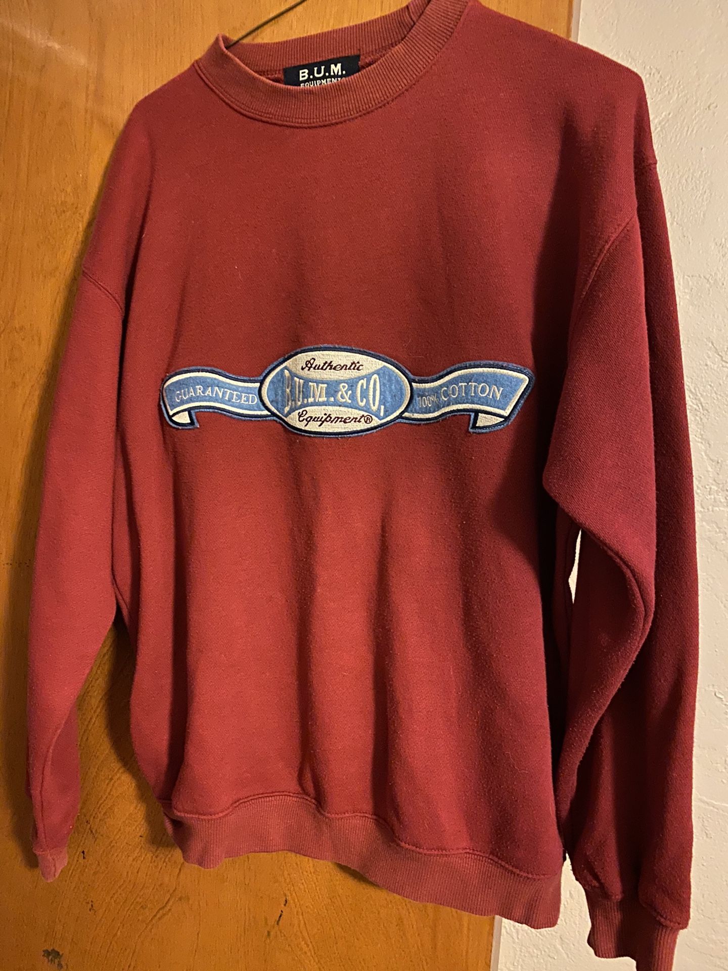 Teenager/woman’s B. U, M, & Company brand sweatshirt size medium