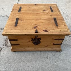 Rustic Pine Old World Double Trunk Coffee Table Chest Case Southwestern 