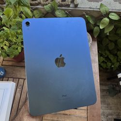 iPad 10th Gen 