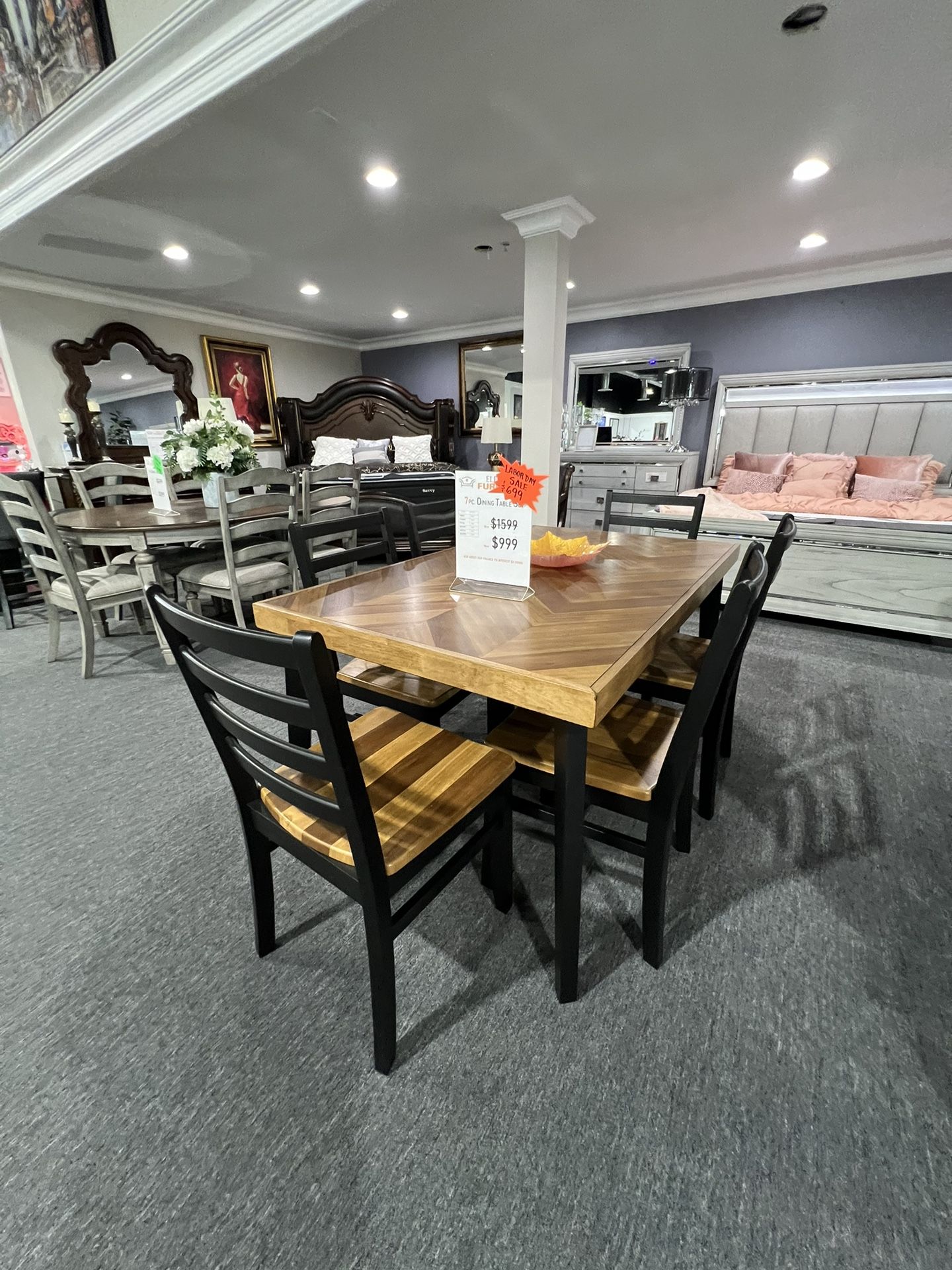 7 Pc Dining Table