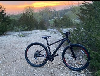 Specialized Rockhopper size Small