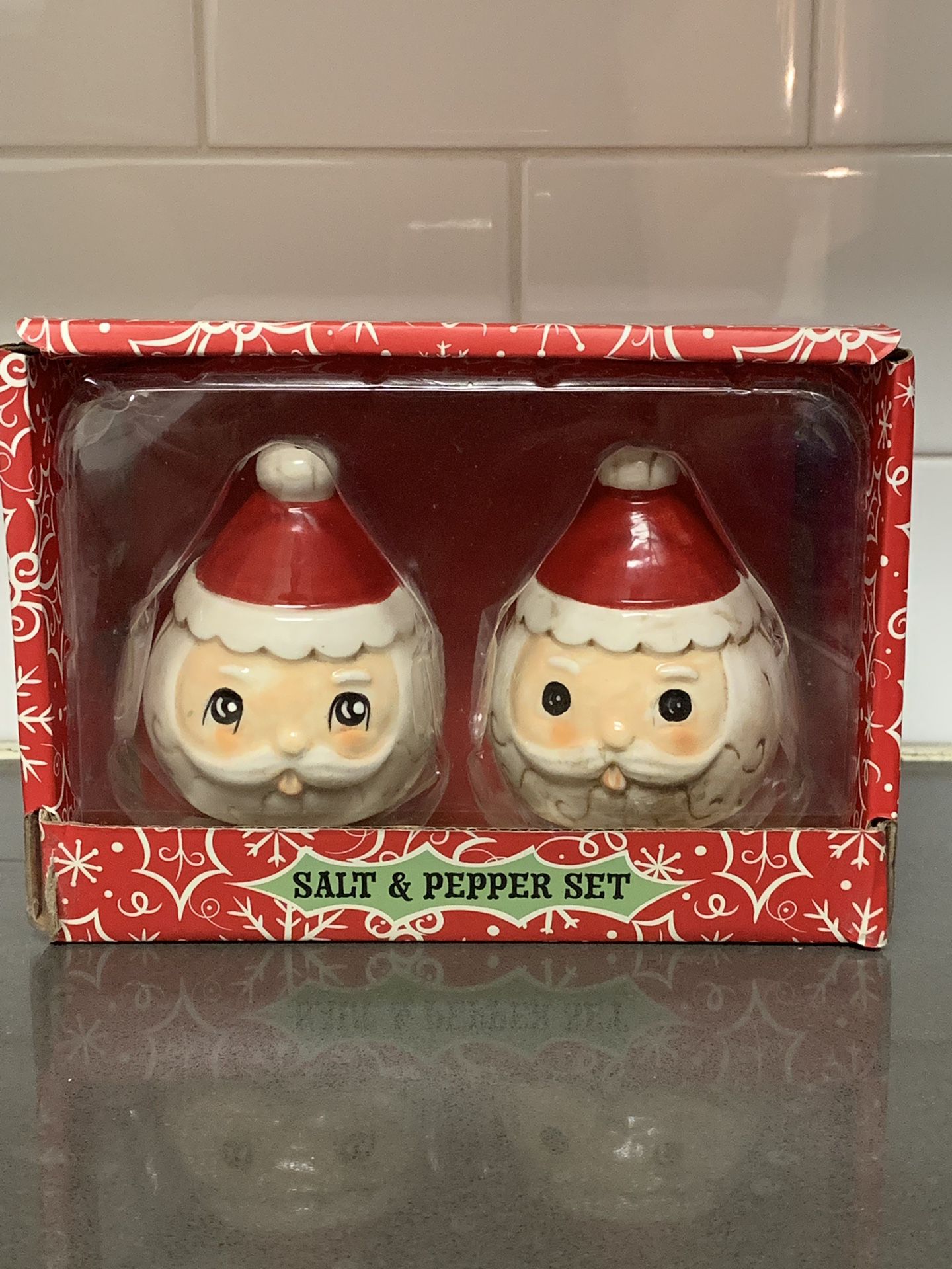 Johanna Parker Santa Salt/Pepper Shakers
