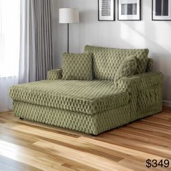 Chaise Lounge