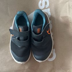 Nike Toddler Size 9