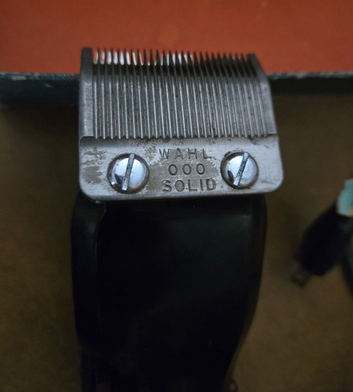 VINTAGE WAHL HAIR CLIPPERS 