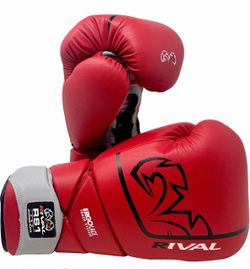 Rival rs1 sparring gloves