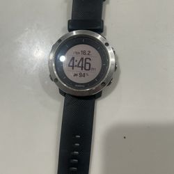 Man Watches Suunto Traverses 
