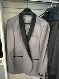 Gray/Silver Tux