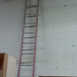 32 Ft Extention Ladder 