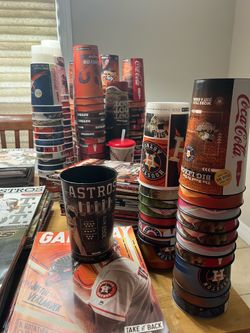 Astro souvenir cups