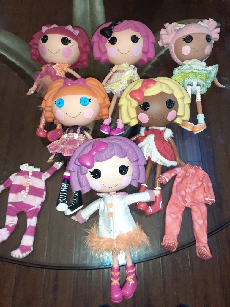 6 Lalaloopsy Dolls. 