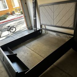 Jerome’s California King Storage Bed $475