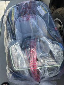 Car Seat Brand New 4-34 Lbs Graco