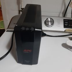 APC Backup UPS 1000 