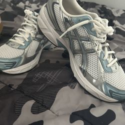 ASICS WHITE/SKIN SHARK GEL-1130