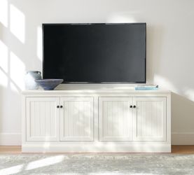 Pottery Barn Aubrey 72” Media Console – Dutch White