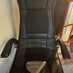 Used Bluetooth Gaming Chair
