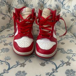High Top Nike Dunks