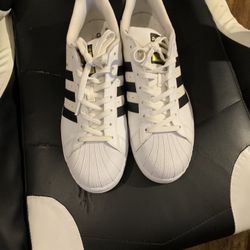 Addidas Shell Toes Size 10 1/2