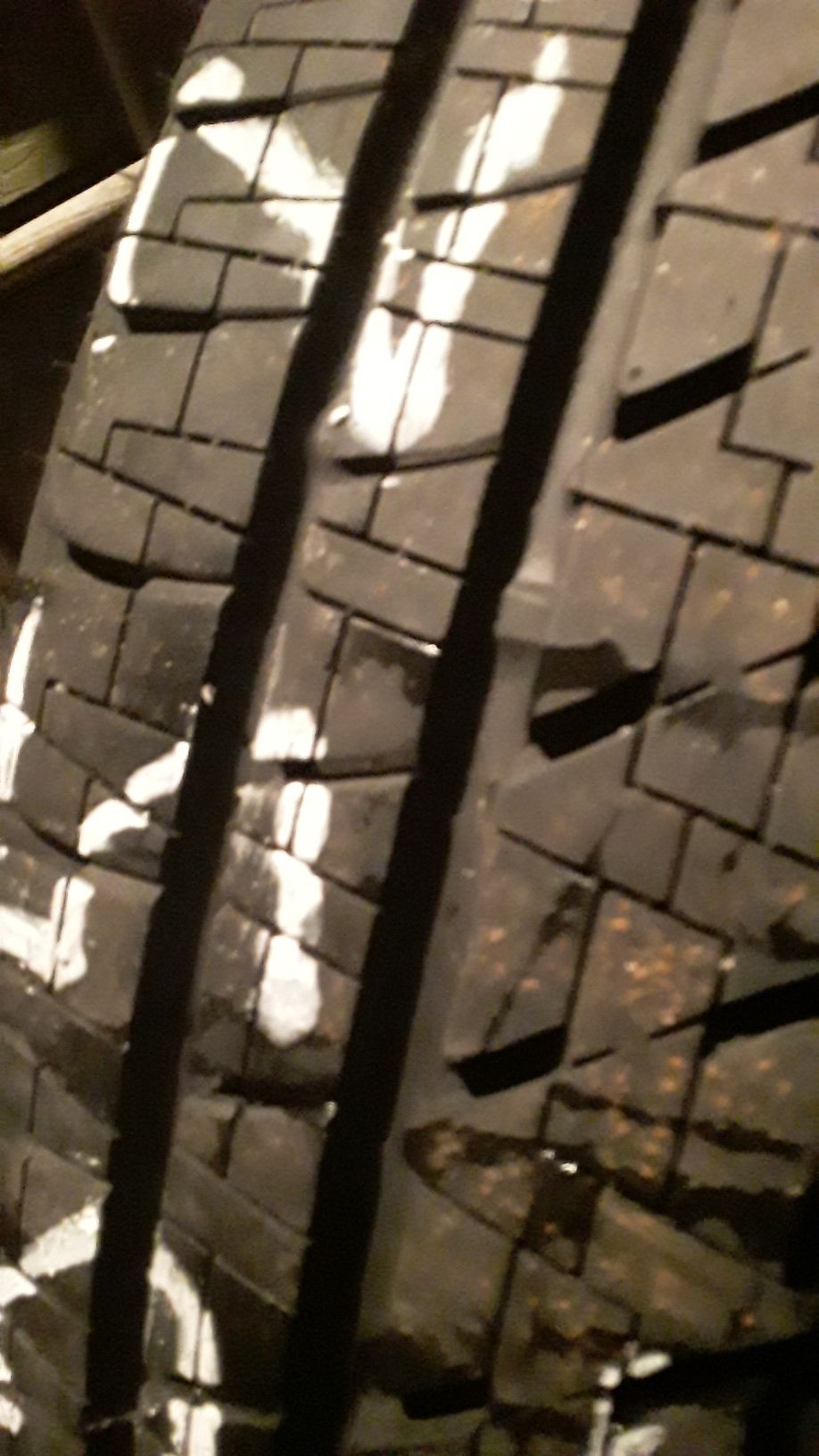 255/55 20 3 Bridgestone tires