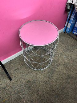 Mirrored Stand