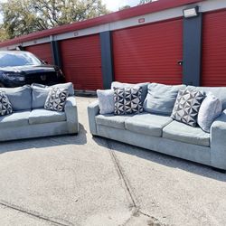 Cozy & Stylish Sofas 