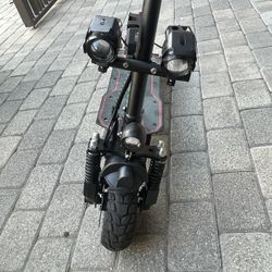 Electric Scooter ienyrid