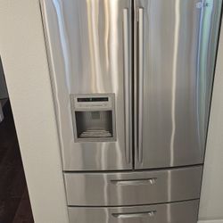 LG Refrigerator 