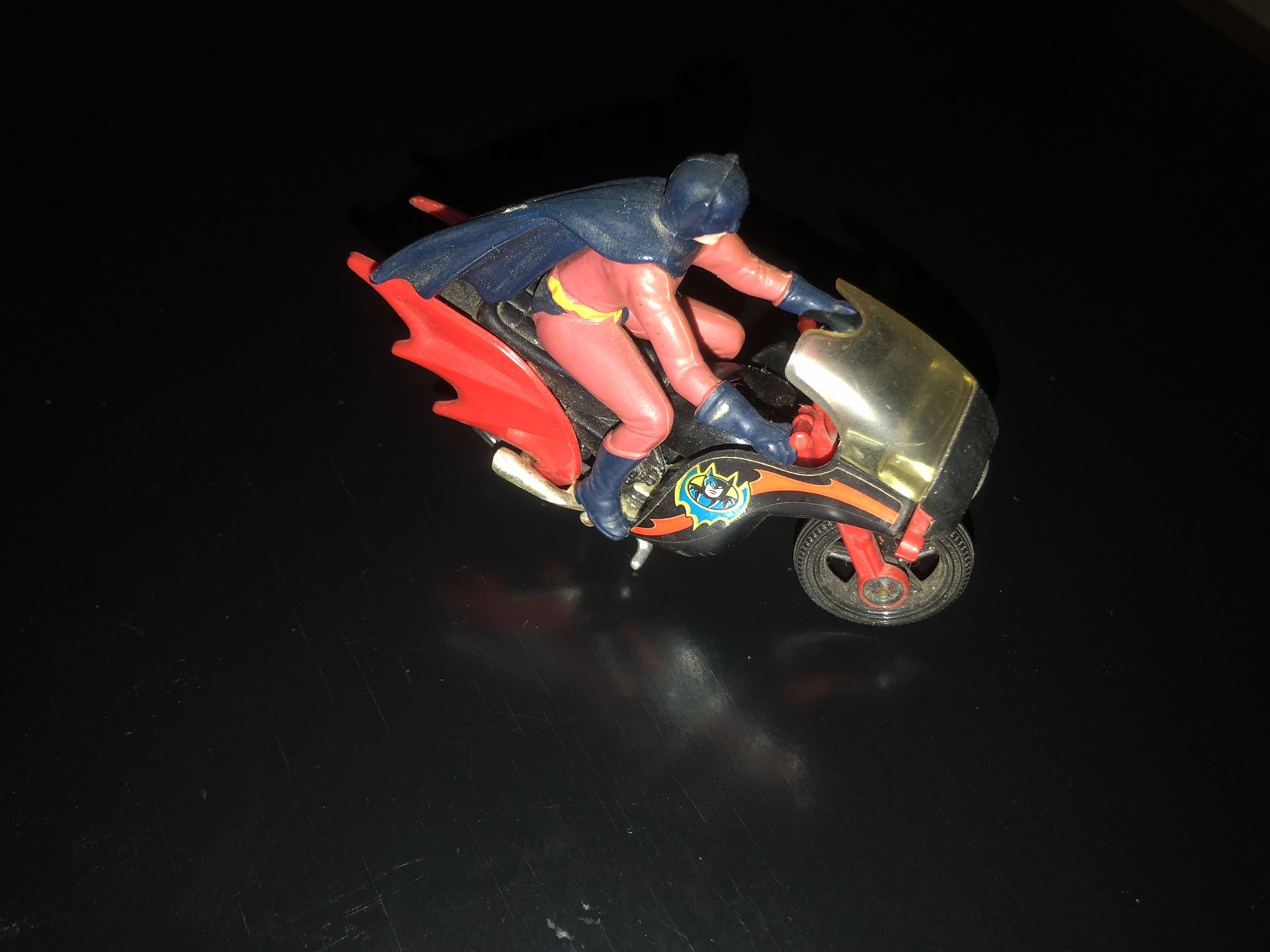 DC Comics Batman Bat bike cycle 1978 with Batman Figure