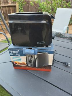 Brentwood Toaster (New)
