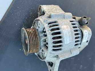 Toyota Camry 97-2001  Alternator 