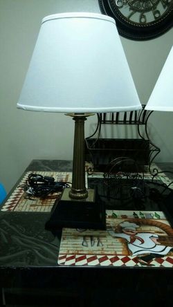 Desk lamp
