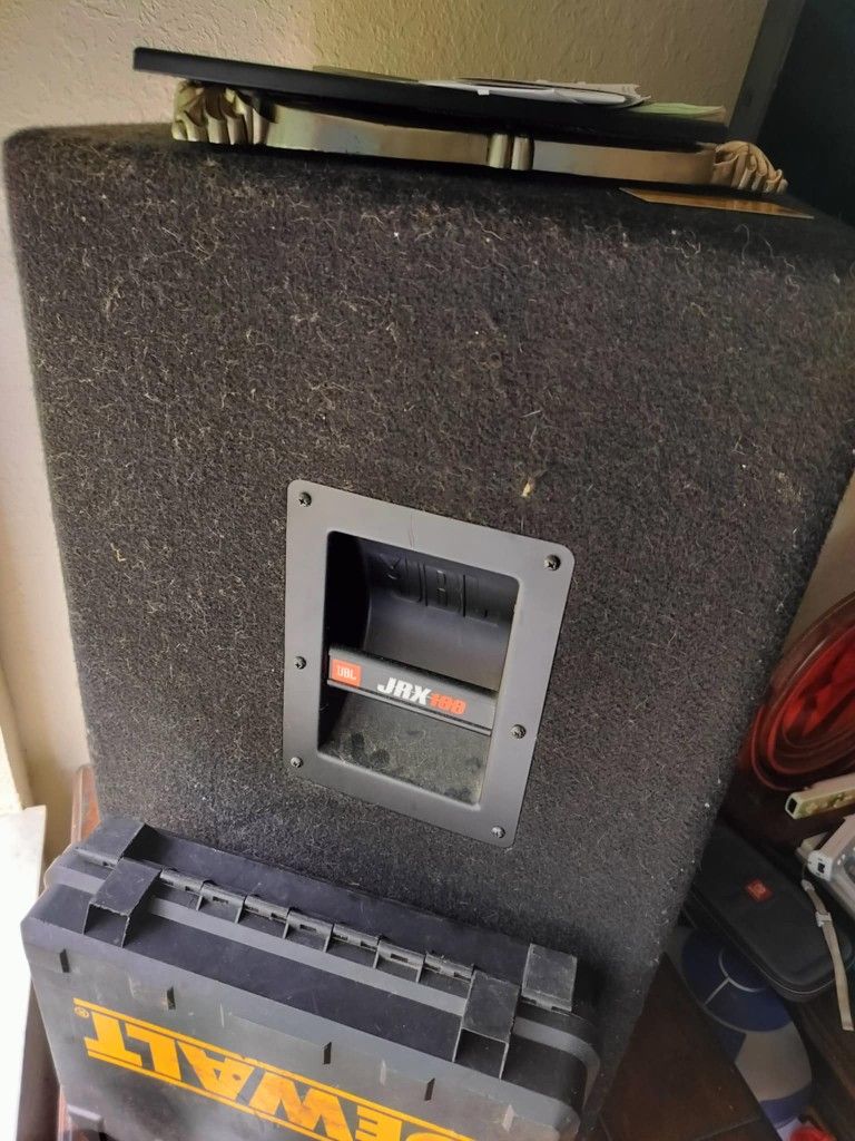 Selling Original JBL Speakers Home Theater Set