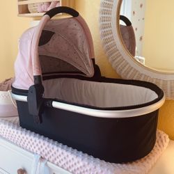 Mockingbird Bassinet 
