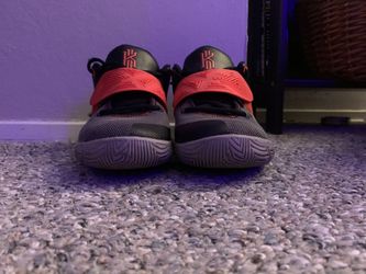 Kyrie Flytrap