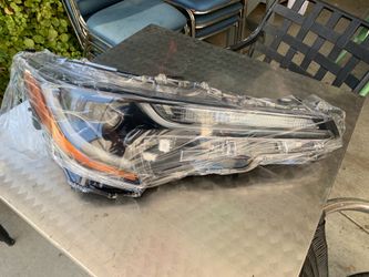 Corolla right headlight