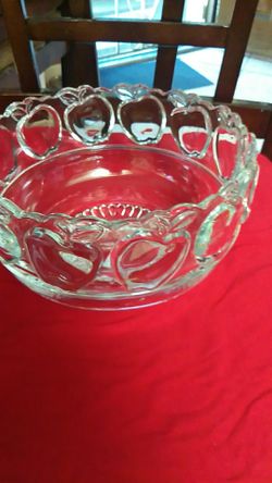 Tiffany Apple large cristal serving bowl