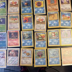 Pokémon Thousands All Holo And Original 95 First Editions