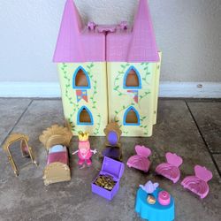 Peppa Pig Toys - Princess Peppa's Castle Dollhouse Playset