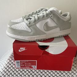 Nike Dunk Low Corduroy Size 12W/10.5M