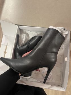 GUESS Boots 10M women’s