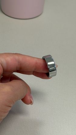 Oura ring Gen 4 Size 7 used