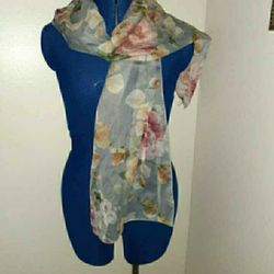 Floral scarf 