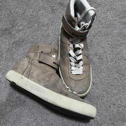 Burberry designer beige high tops shoes