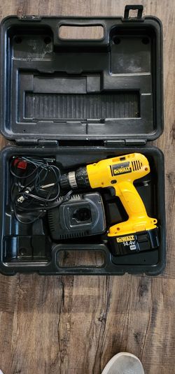 14 Volts Dewalt Drill
